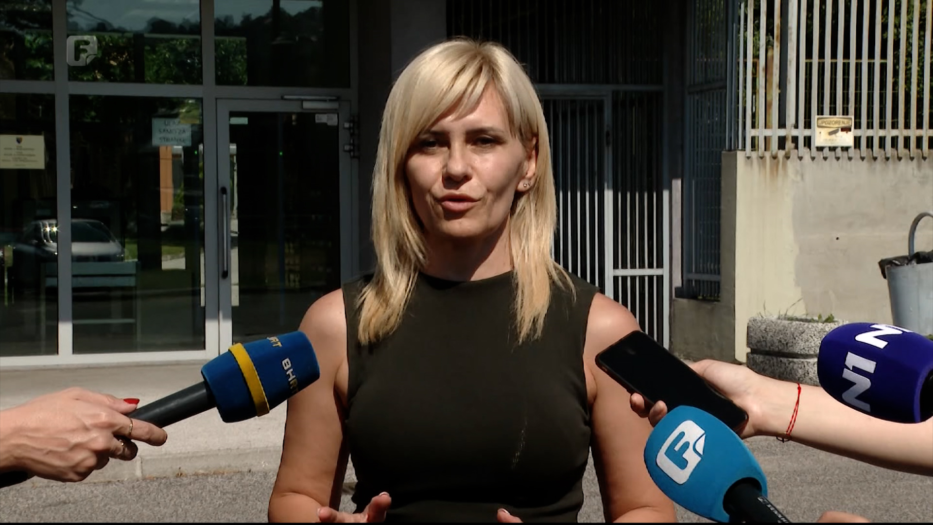 Novinarka Nataša Miljanović-Zubac puštena na slobodu nakon saslušanja u Tužilaštvu BiH
