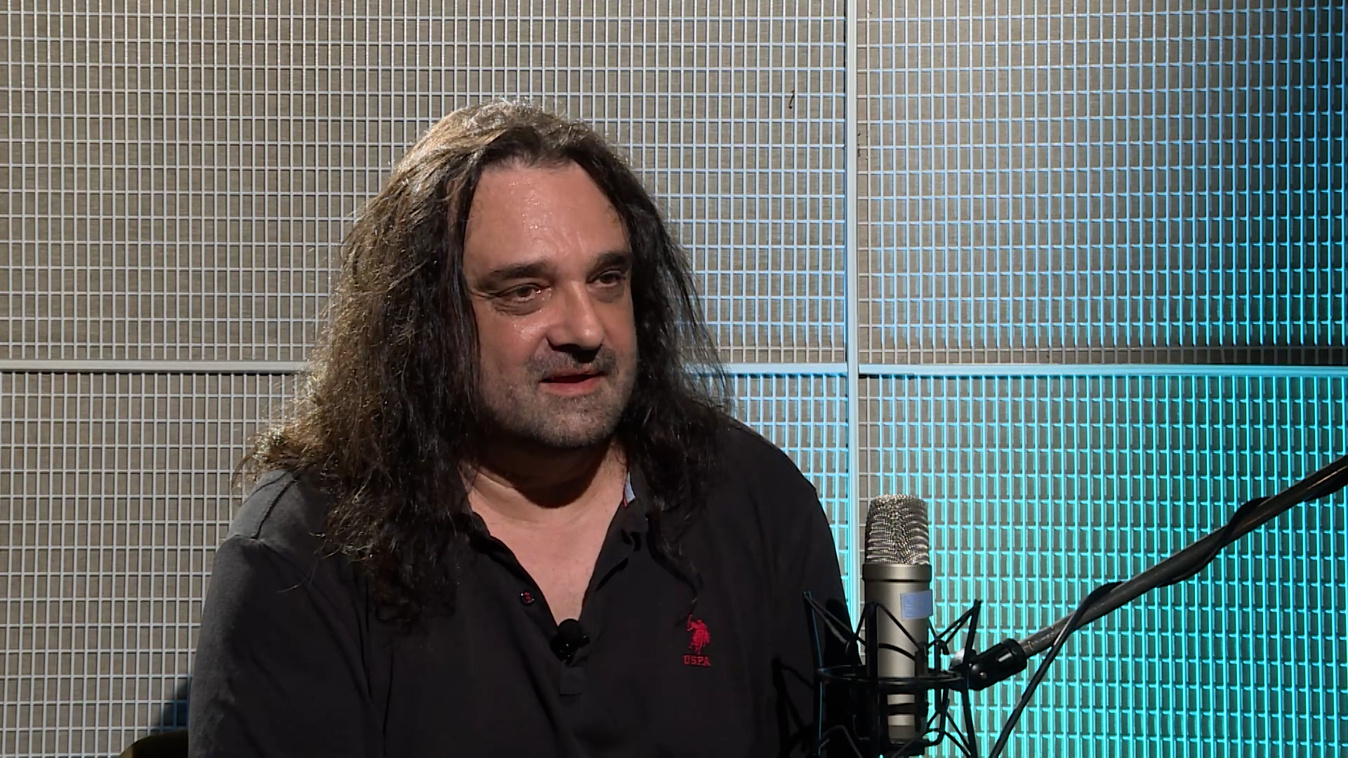 Od 18 sati gledajte podcast 'Mimara', gost je Dejan Pejaković