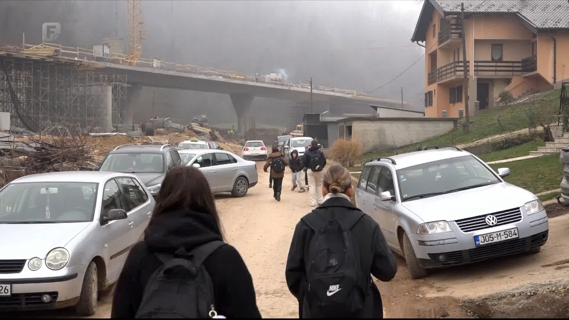 'Dok neko ne pogine, niko neće reagovati': Građani Općine Tešanj blokirali gradilište na koridoru Vc