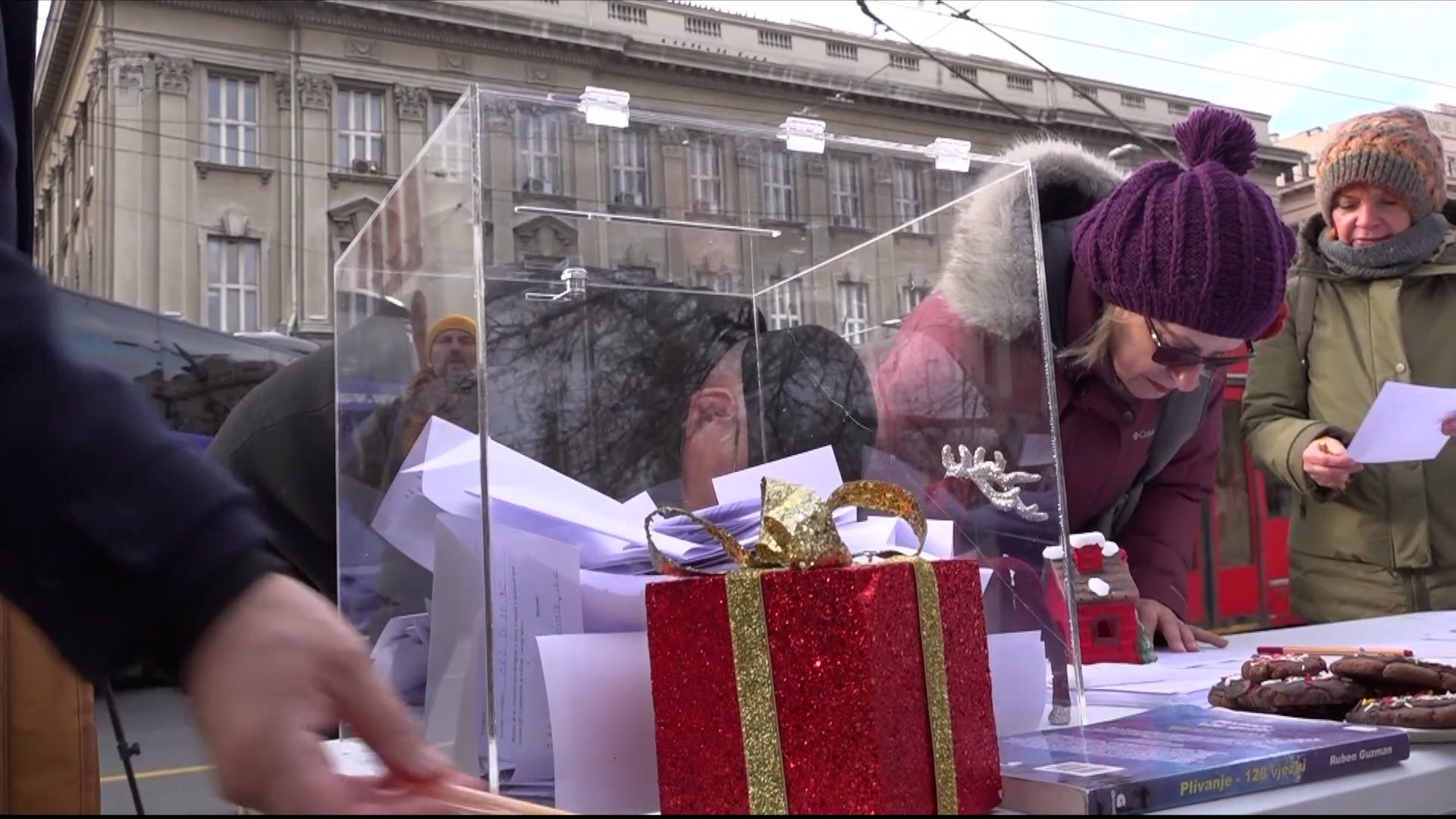 Studenti i građani širom Srbije u akciji 'Raspiši pobjedu'