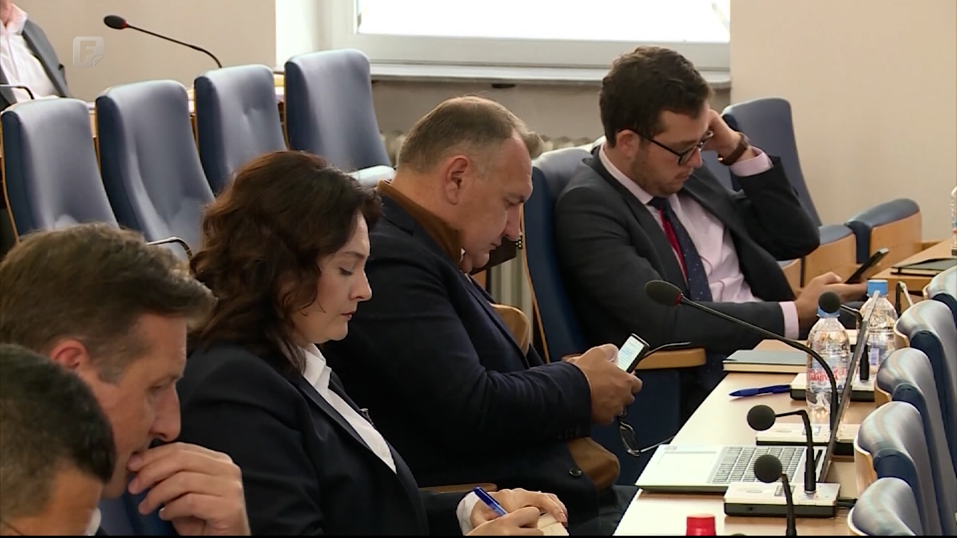 Savjetnici - potreba ili stranačko uhljebljavanje?!