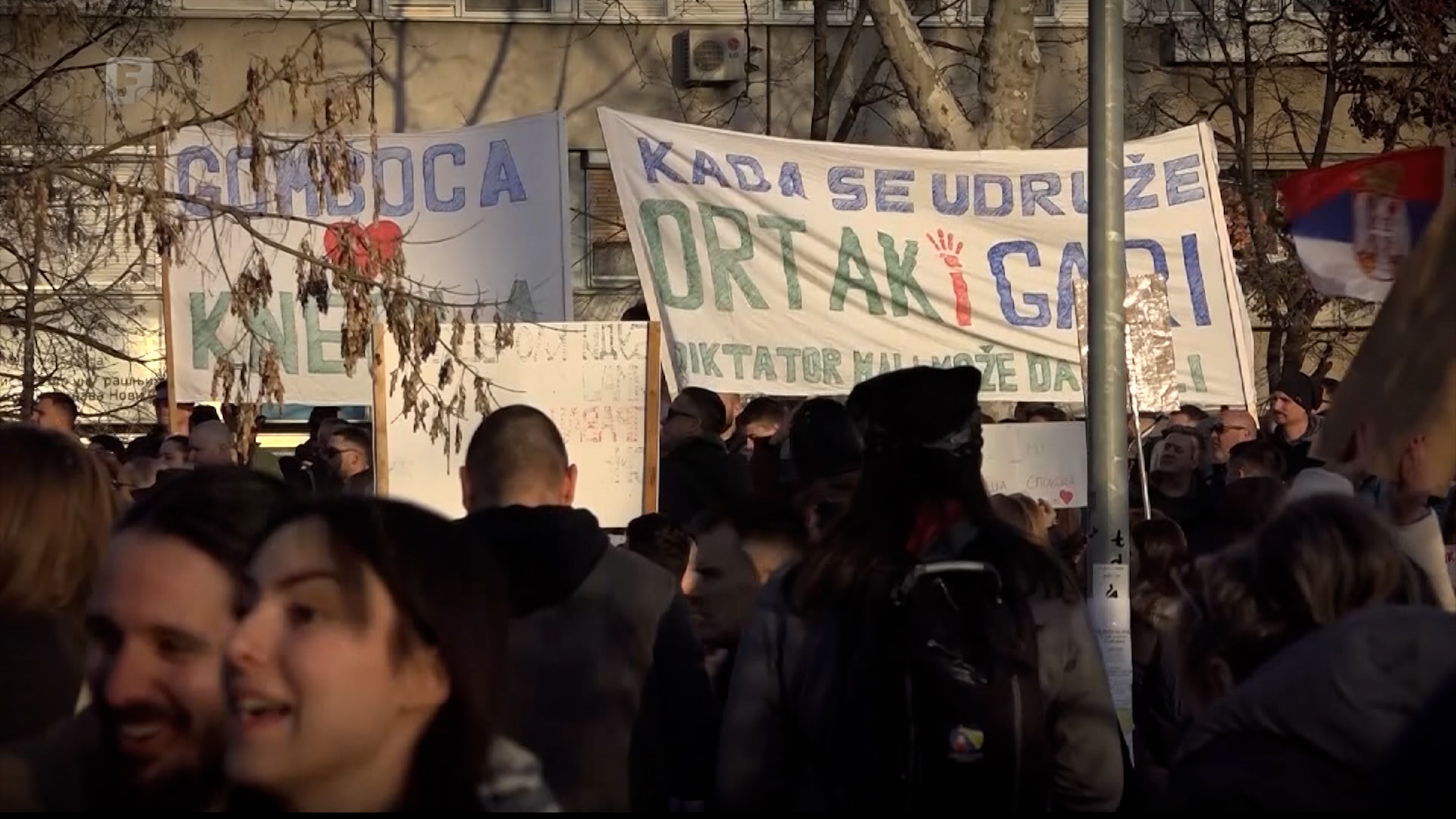 Vanredno na voždovom pragu