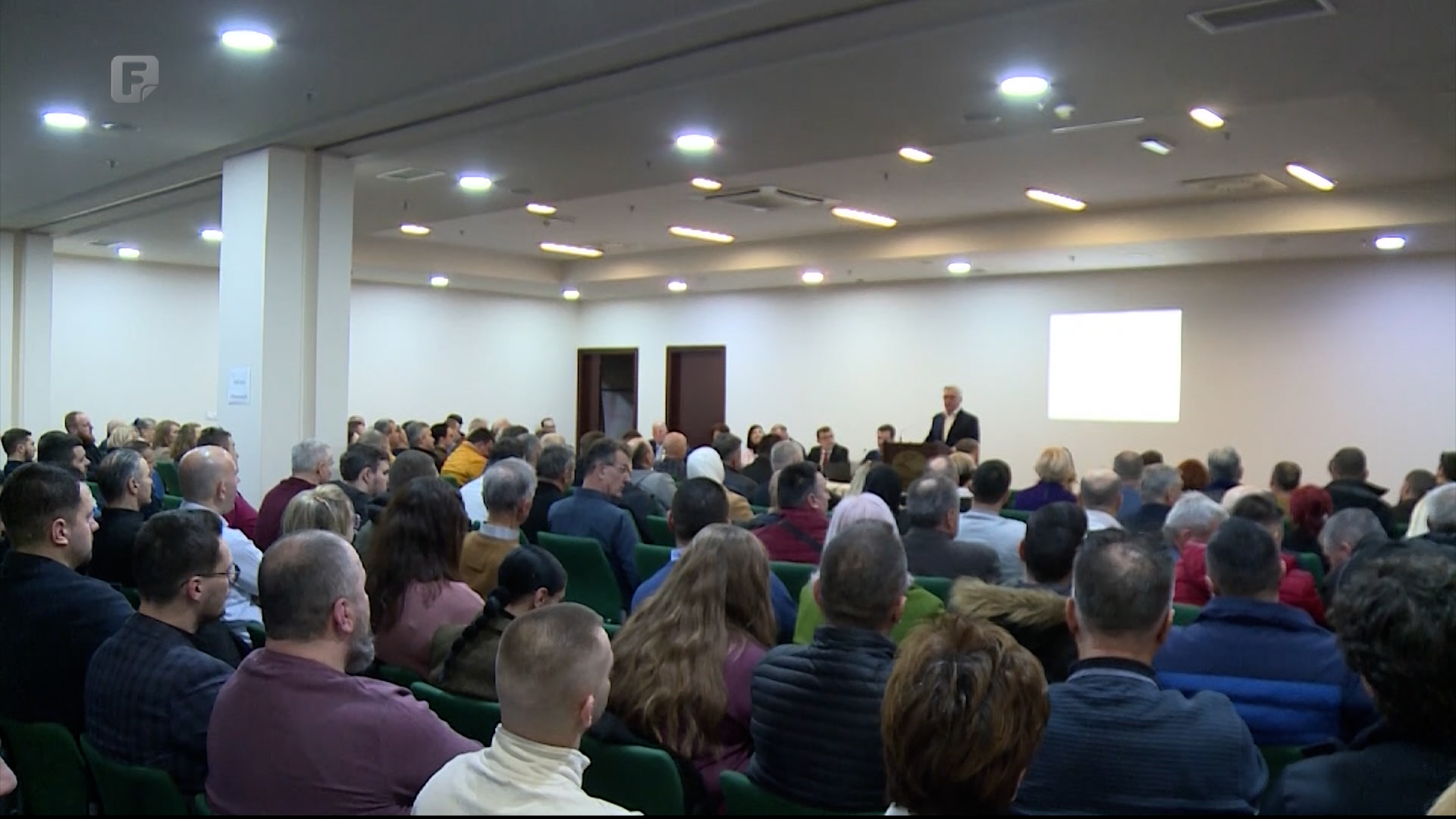 Uvećati minimalnu platu, ali umanjiti doprinose, ukinuti neradnu nedjelju