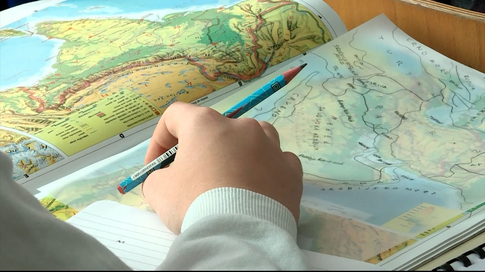 Briše se šest indikatora iz Pravilnika o neprihvatljivim ponašanjima učenika u Kantonu Sarajevo