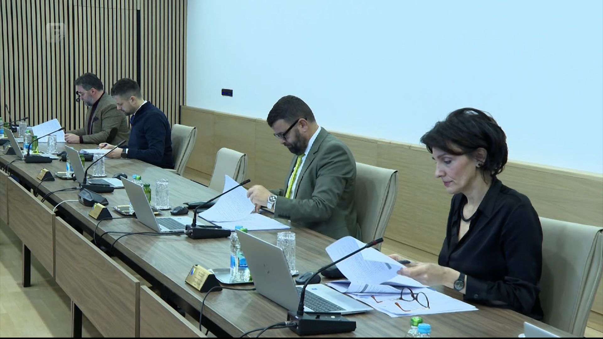 Vladajuća koalicija postoji još samo na papiru - demonstrirano na sjednici Vijeća ministara BiH