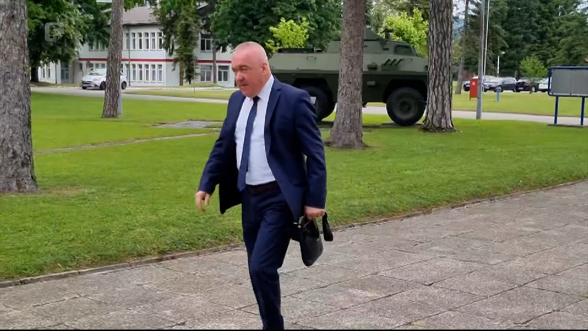 Ćulum formalno obavljao dva posla, Vijeće ministara bez konsenzusa