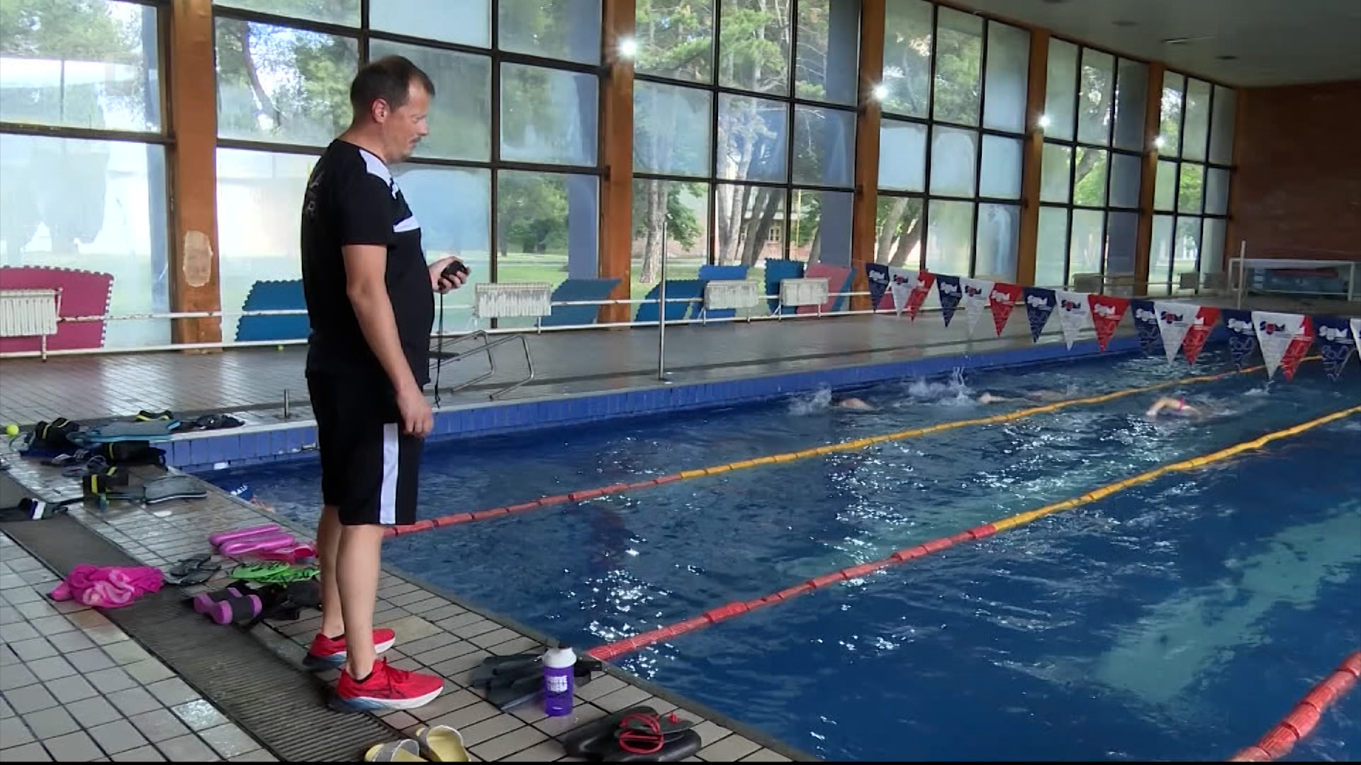 U matičnom klubu Amine Kajtaz i Lane Pudar nove generacije mladih plivača