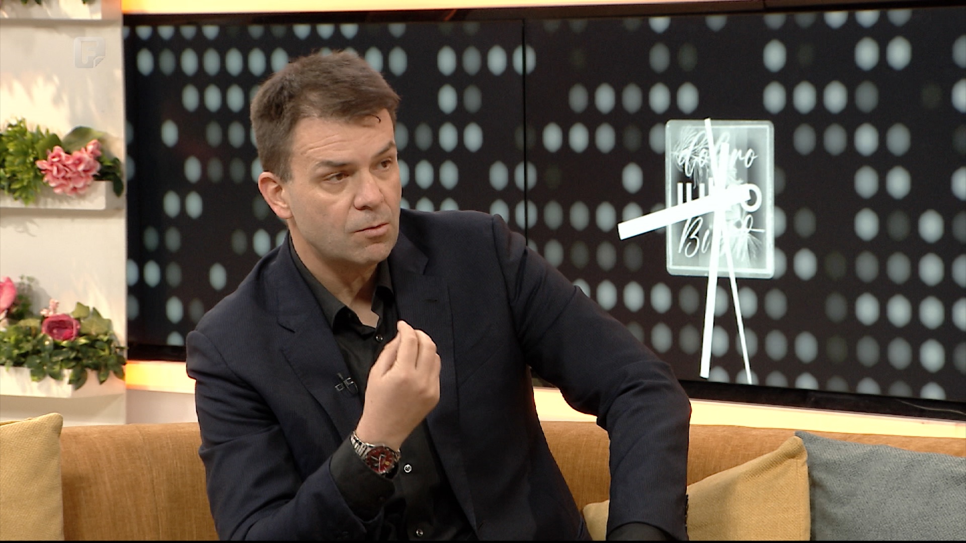 Makarević: Money talks, da pričamo o ekonomiji politički skandali ne bi bili u prvom planu