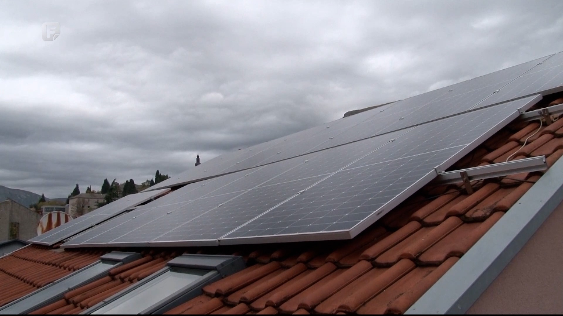 Otvaraju se vrata solarnoj energiji: Olakšice za prozumere u HNK-u