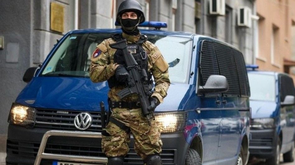 MUP Kantona Sarajevo: Oduzeti mobiteli od četiri osobe, u vezi sa spornom prepiskom : Nikšić- ranije sam pozvao POSKOK da provjeri navode