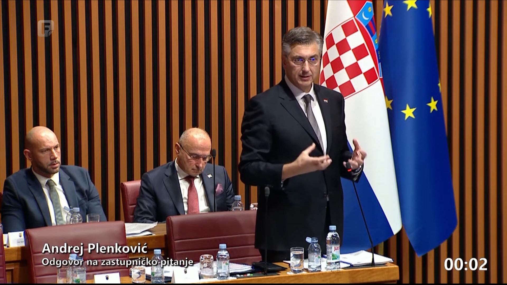 Burno na zasjedanju Sabora: Oštre ideološke svađe zbog incidenata u Splitu i Zagrebu