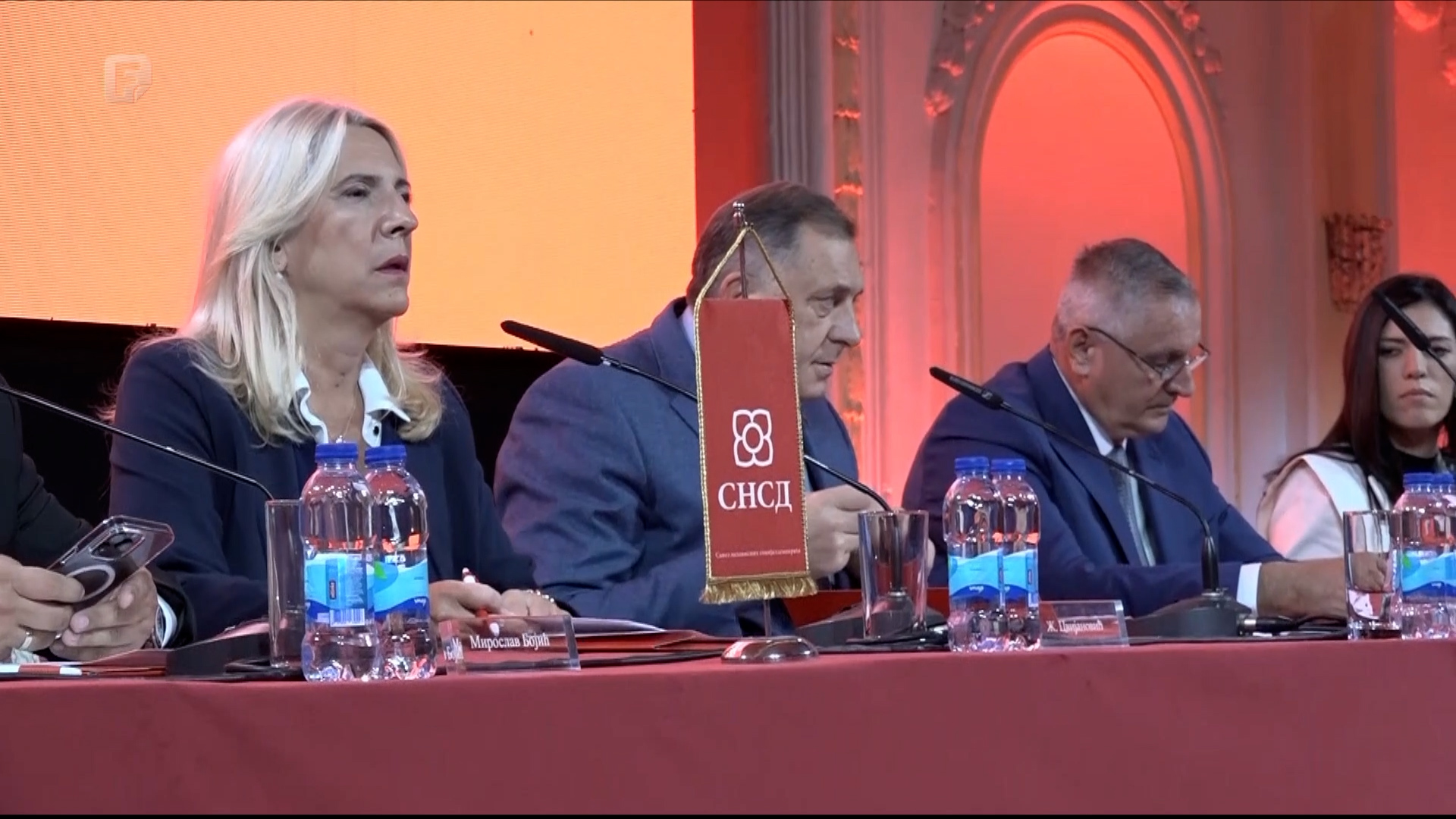 Kad se vlasti u RS-u žuri, sjednice se zakazuju ekspresno