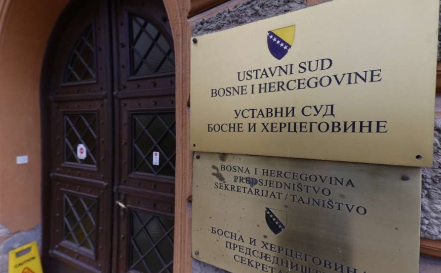 Zaključci Narodne skupštine RS-a direktno krše odredbe Ustava Bosne i Hercegovine