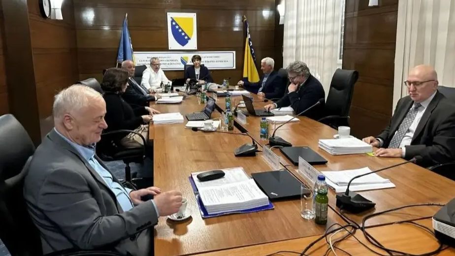 CIK čeka na odluku Vijeća ministara-bez Pravilnika o unutrašnjoj organizaciji u pitanju primjena novih tehnologija