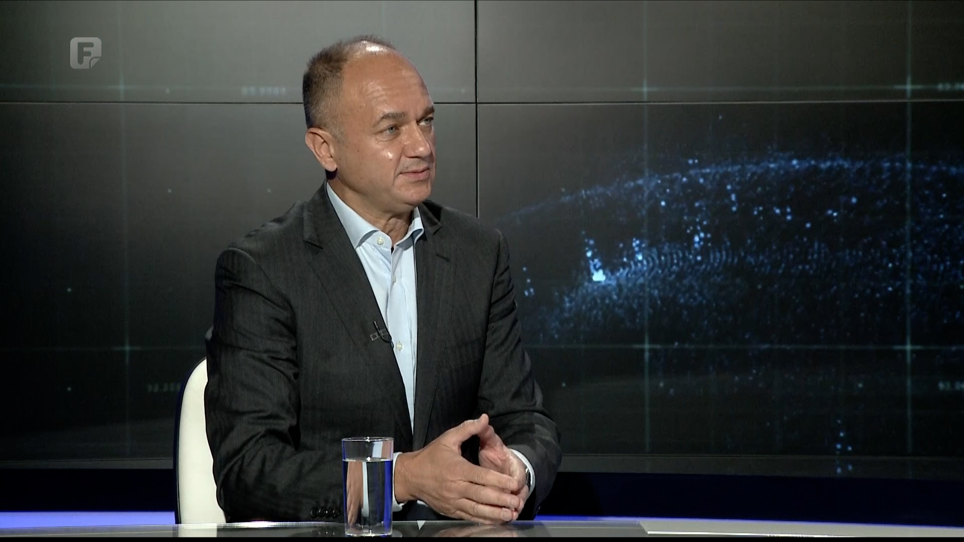 Rješenje za Srbiju: Studenti da predvode desnu kolonu, proevropska opozicija zdravorazumsku