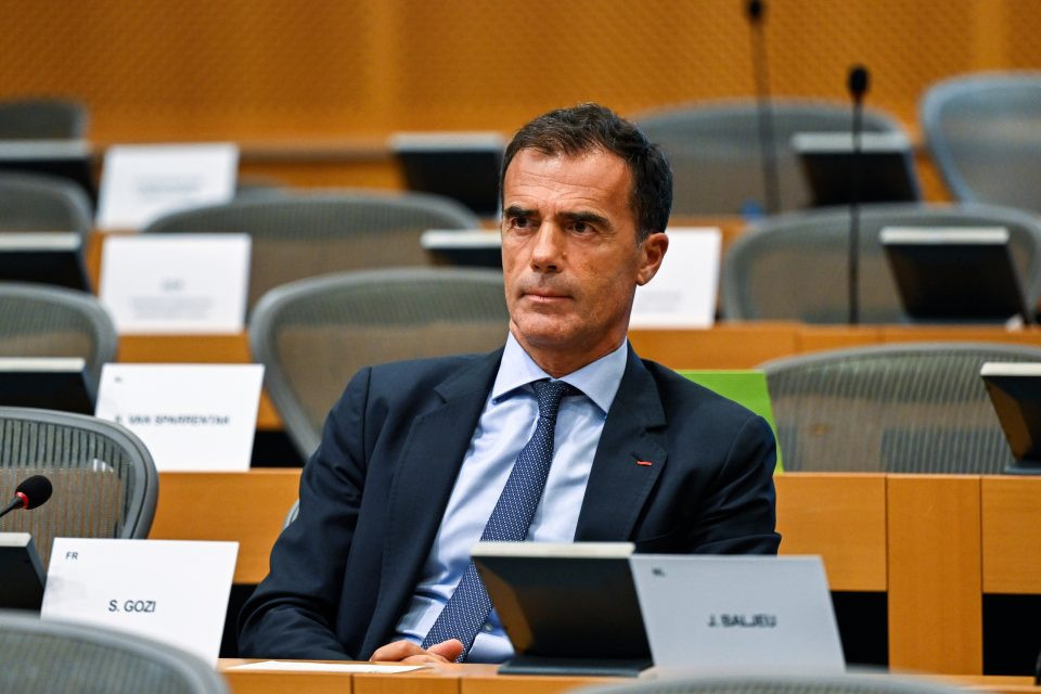 Goci pozvao Vučića da se ne krije iza plaćene rulje, nego da Hrku pogleda u oči