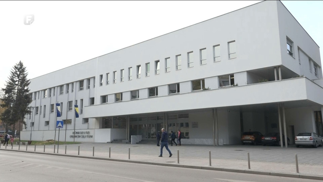 Određen pritvor za maloljetnika osumnjičenog za pokušaj ubistva u Tuzli