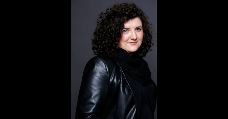 Glorija Lujanović u Listanju: Književnost je jedna vrsta hrabrosti