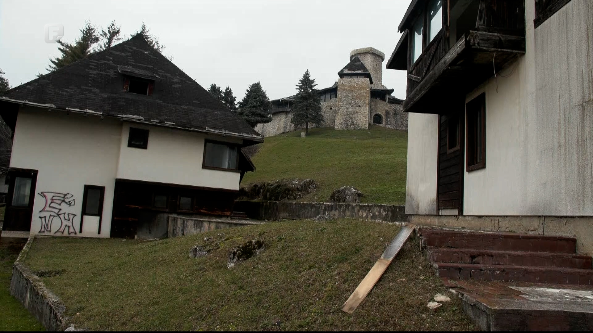 Velika Kladuša jača turizam obnovom kule Starog grada i Centra za kulturu