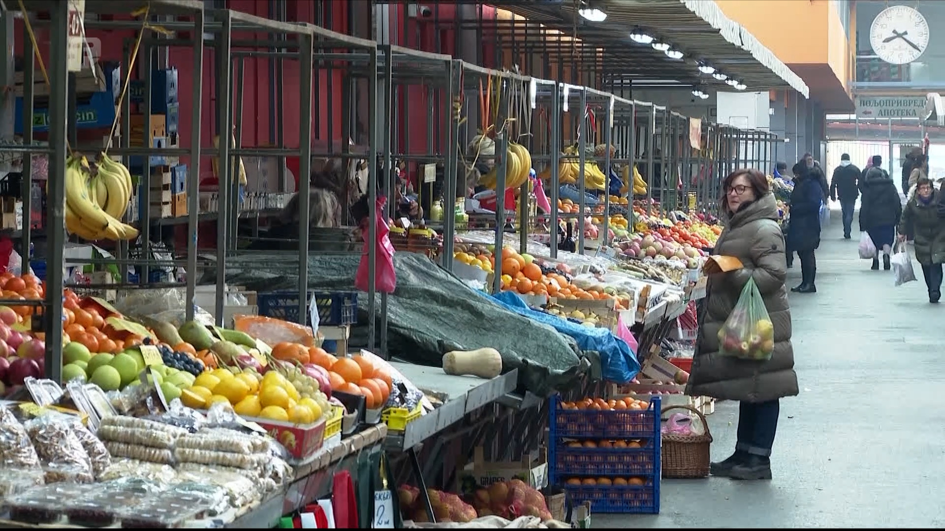 Praznična ponuda na tržnici u Banjaluci: Cijene stabilne, riba u prvom planu