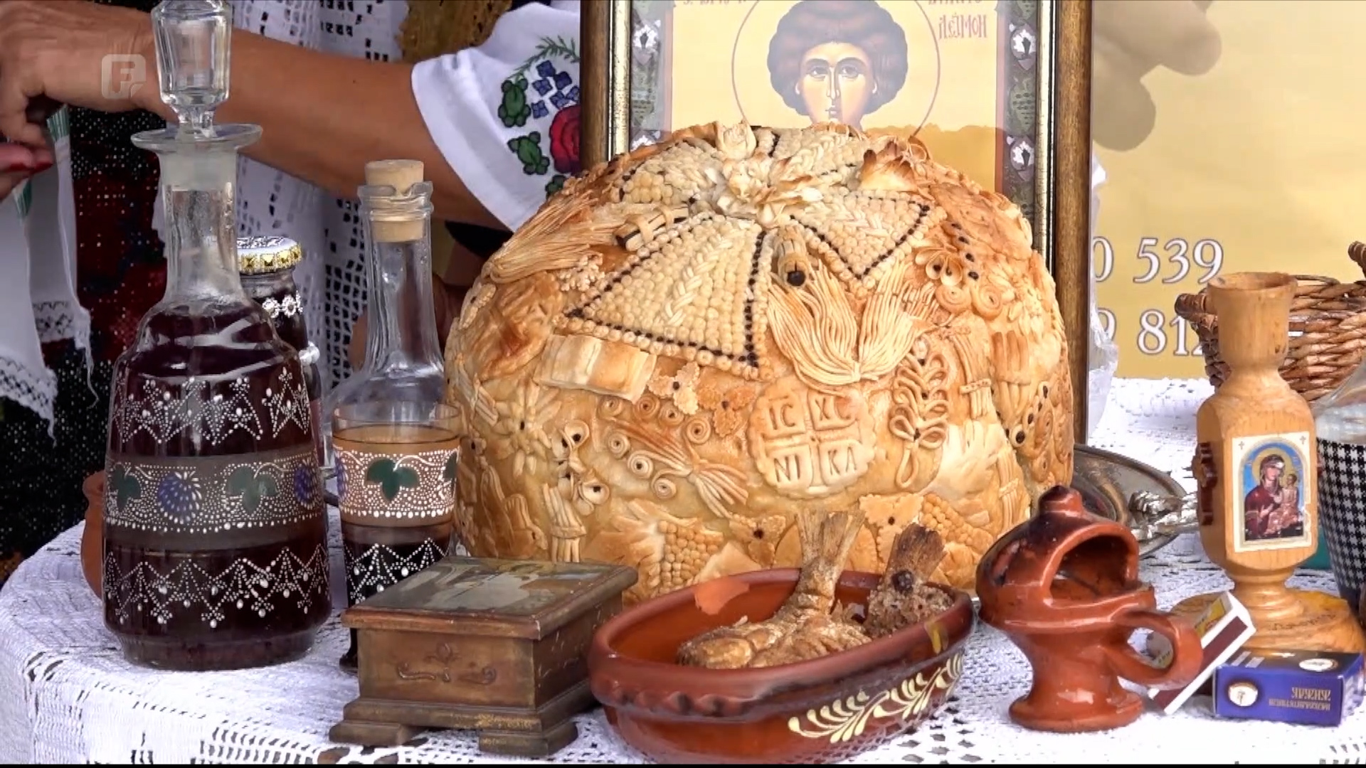 Pravoslavni vjernici u Semberiji dočekali Božić: Poruke mira, ljubavi i praštanja