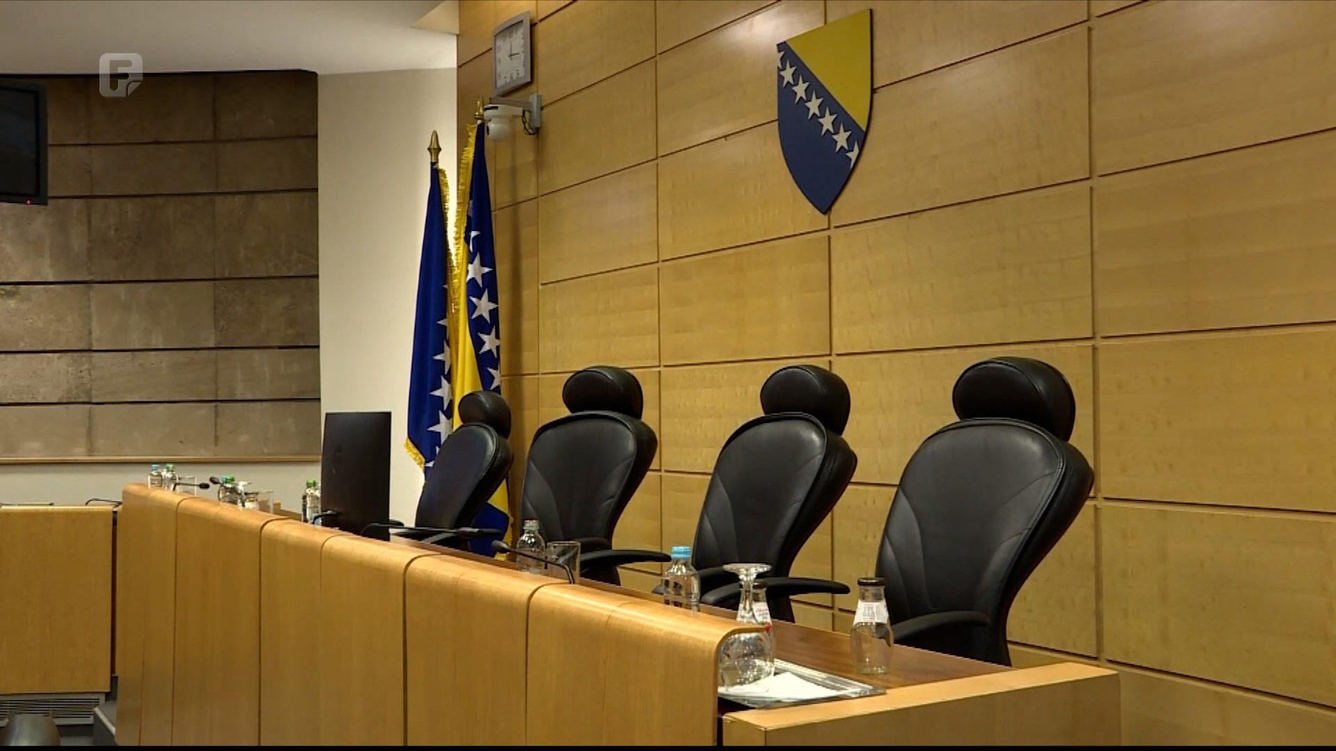 Većina podijeljena, zakoni na čekanju - ima li kompromisa?