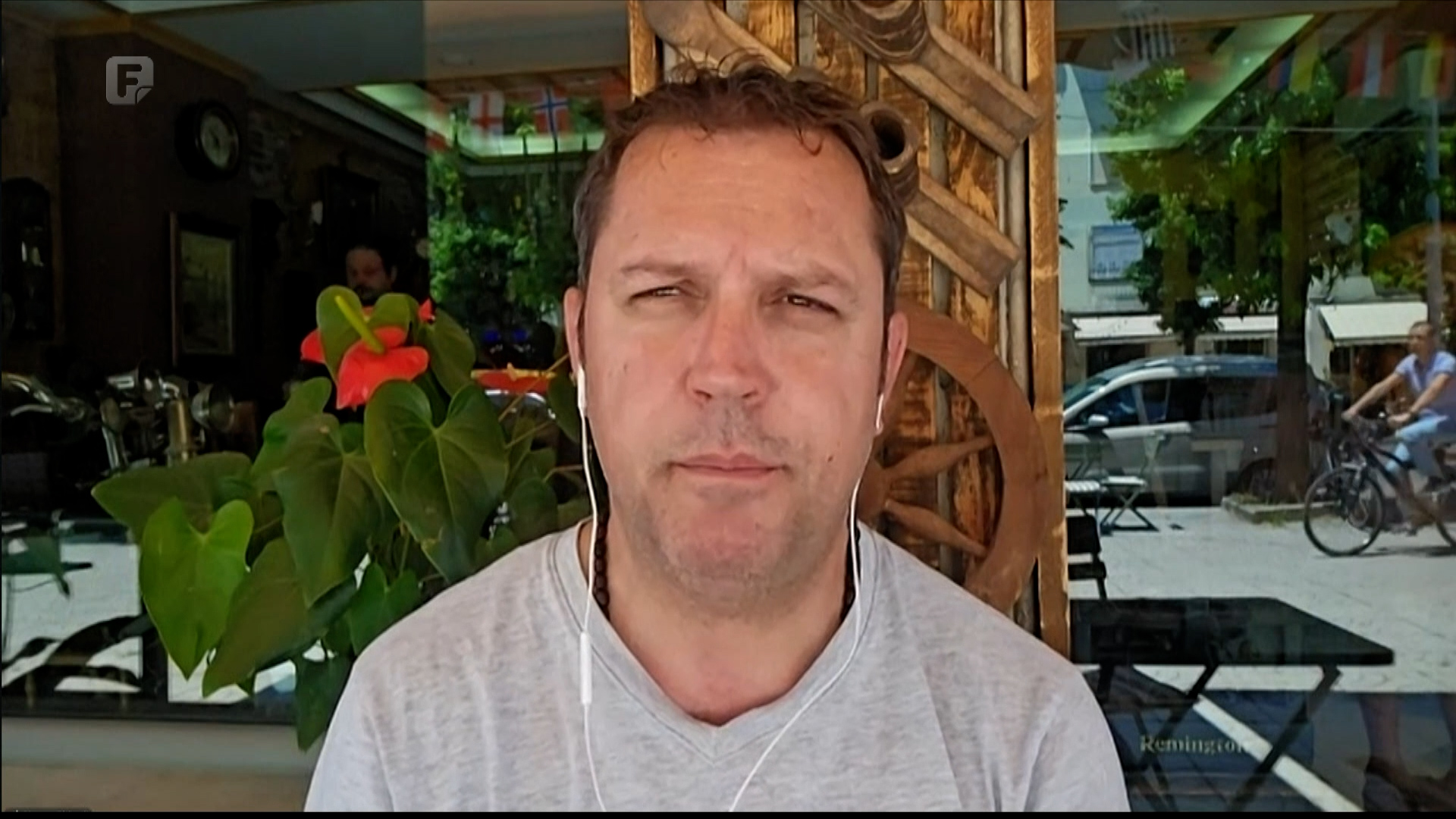 Od flamingosa do političkog bunta u Albaniji - Simon Škrelja za Svijet