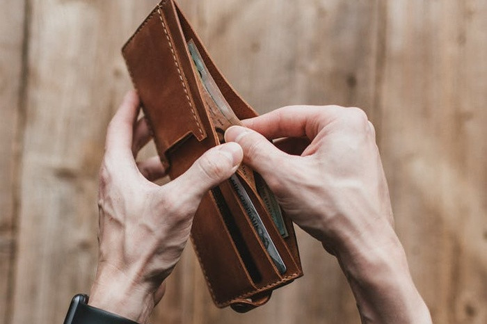Novi udar na džep građana: Cijene u aprilu porasle 6,8 posto, prevoz skuplji za čak 25,9 posto