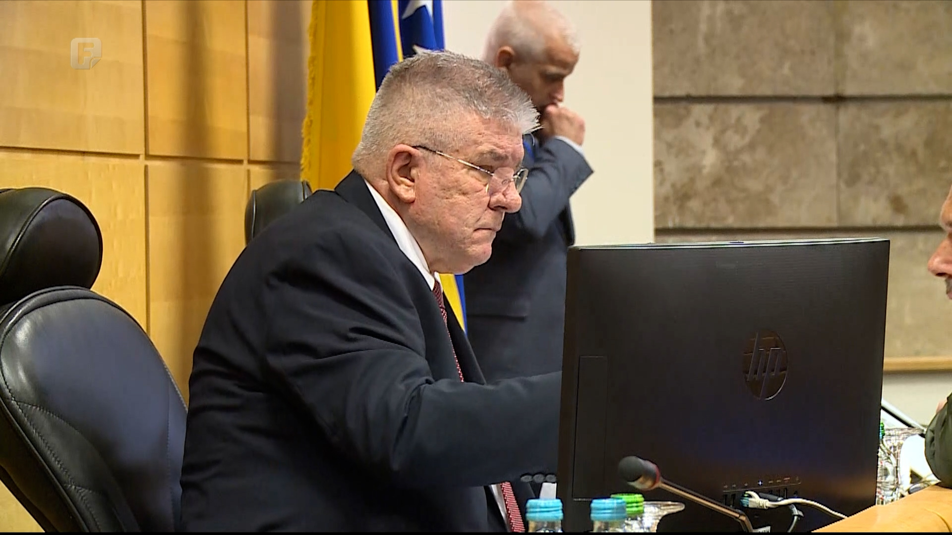 Smjena ili ostanak Miokovića: Stranke s hrvatskim predznakom insistiraju, glasovi opozicije presudni