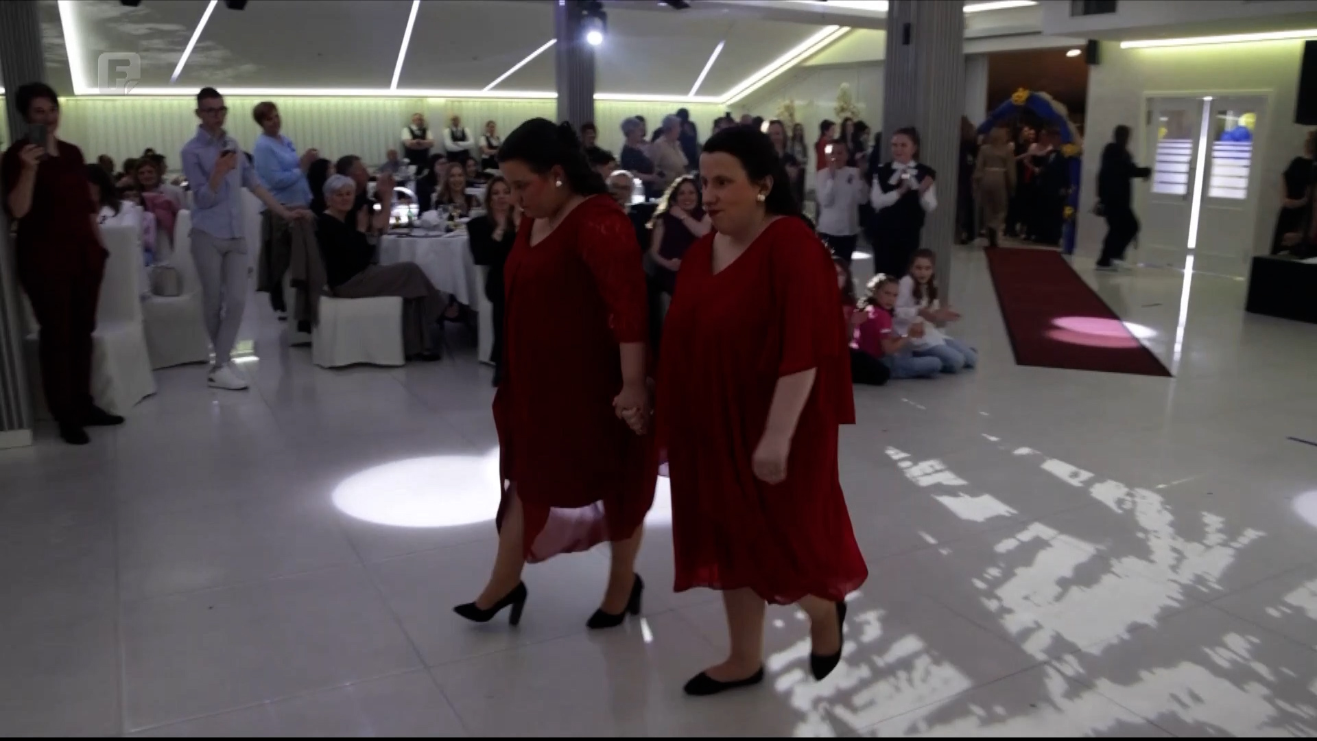 Livno domaćin Četvrte inkluzivne modne revije: Osobe s Down sindromom i invaliditetom pokazale svoje talente