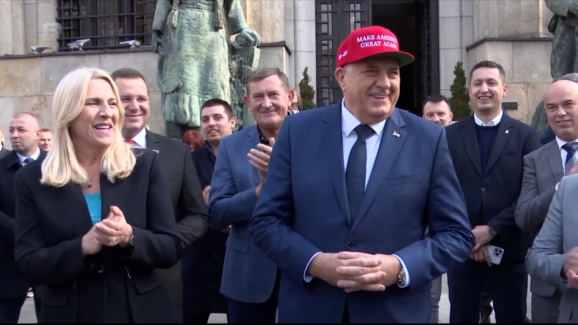 Američki senatori i zastupnici potiču administraciju da uvede sankcije Miloradu Dodiku