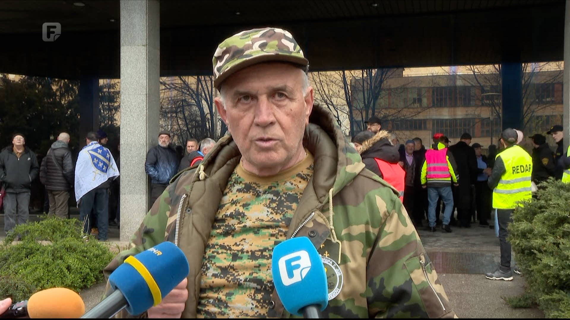 Borci ispred Vlade FBiH, traže pet maraka dodatka