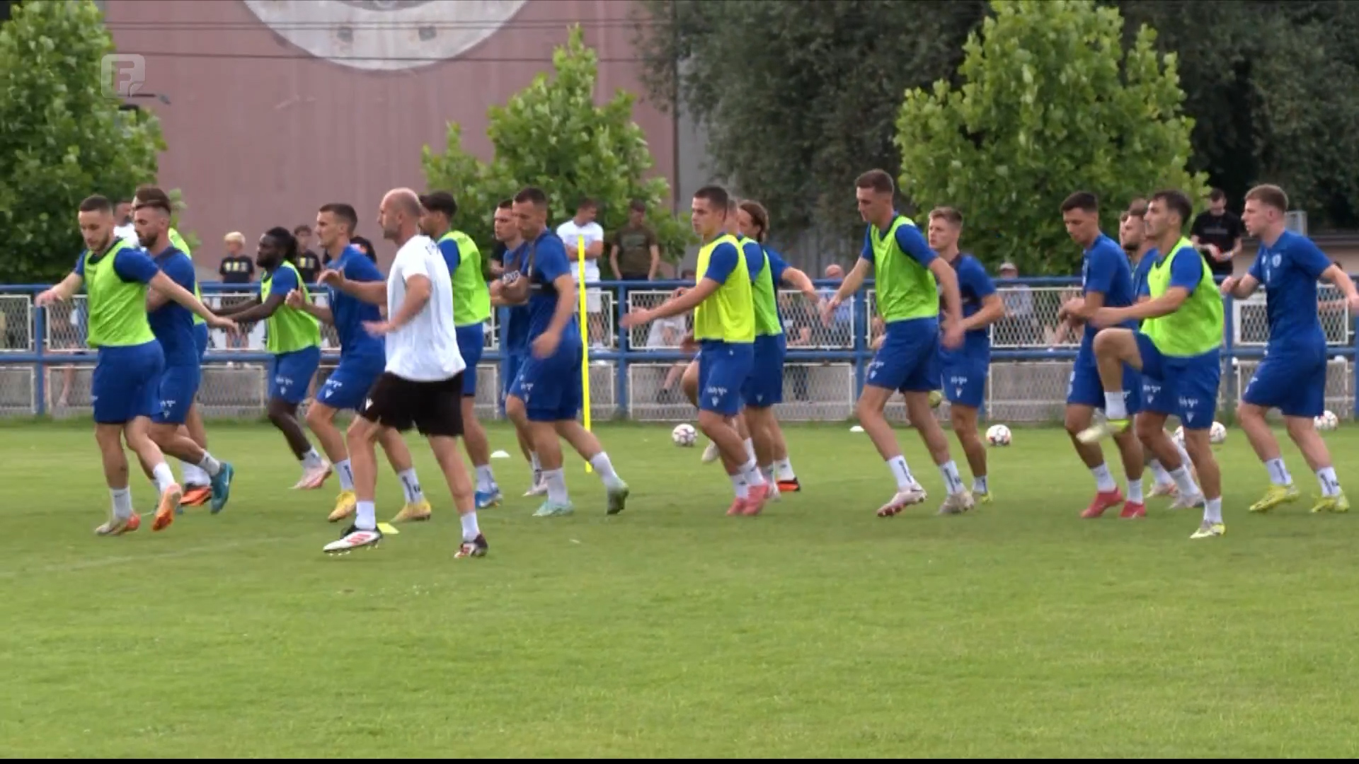 Vječiti derbi u znaku 80. rođendana Sarajeva: Koševo spremno za veliki okršaj Vječiti derbi u znaku 80. rođendana Sarajeva: Koševo spremno za veliki okršaj