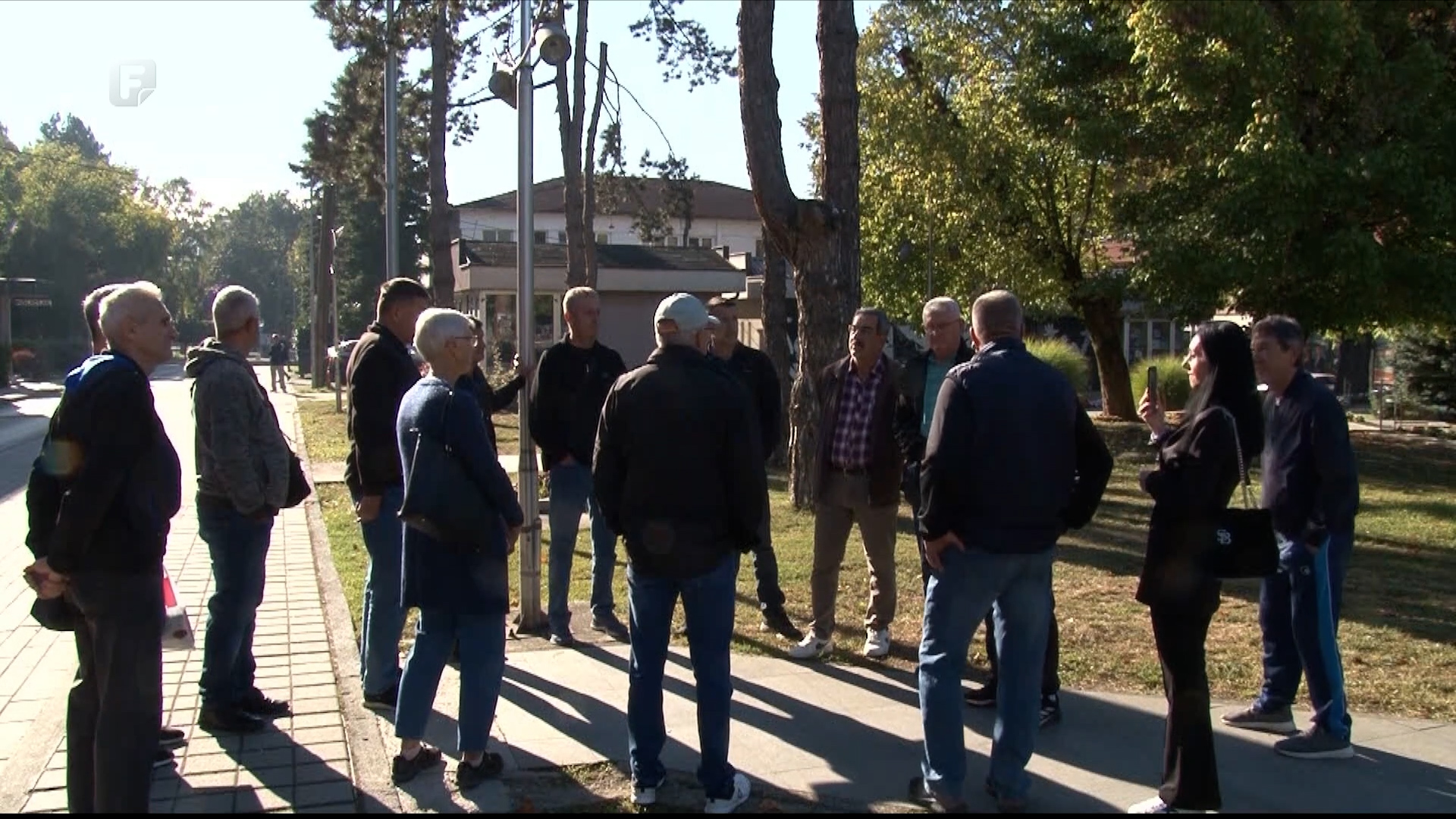 Bivši radnici koksare protestuju ispred Gradske uprave Lukavac: Traže hitnu isplatu potraživanja