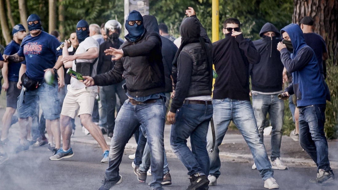 Navijači Napolija i Rome kažnjeni sa dva mjeseca zabrane gostovanja