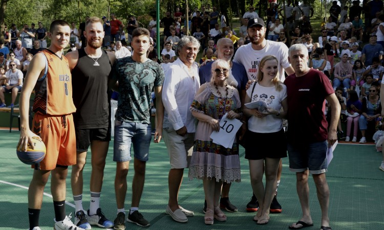 Djeca bez roditelja družila se s NBA zvijezdama u kompleksu Ravne