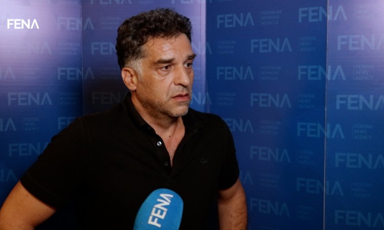 Tanović: Ne može svako pomoći migrantima, ali ne moramo im odmagati