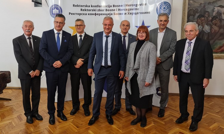 Rektorski zbor: Plaćanje visoke poreske stope dovodi u pitanje rad univerziteta