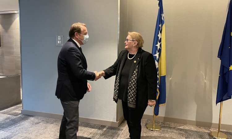 Turković i Varhelyi: Evropski put BiH nema alternativu