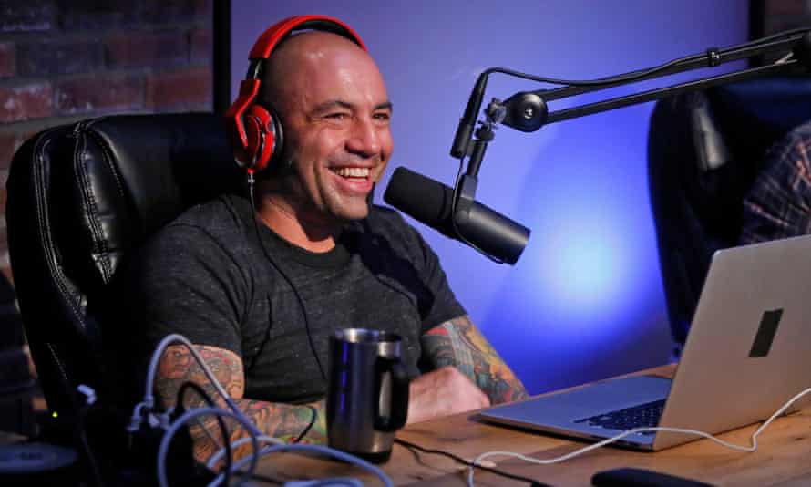 Joe Rogan prebolovao COVID-19 i otkrio "svoju terapiju"
