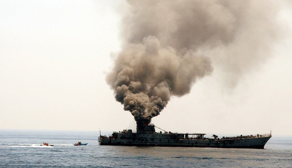 Treći brod napadnut u Hormuškom moreuzu: Prijavljena oštećenja trupa i smještajnih prostorija