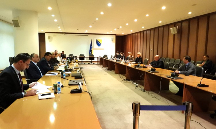 PSBiH: Schmid i Kavalec s članovima radne grupe o unapređenju izbornog procesa