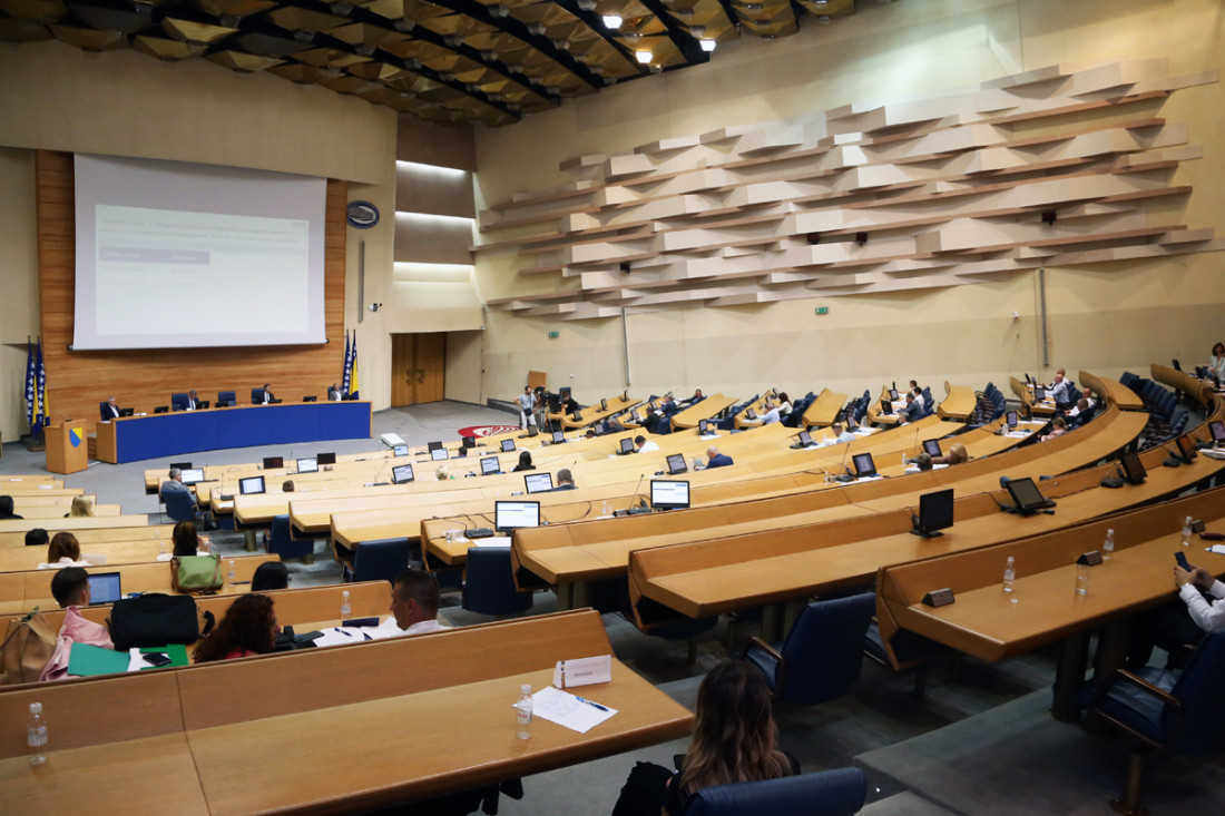 'Evropski zakoni' još na čekanju