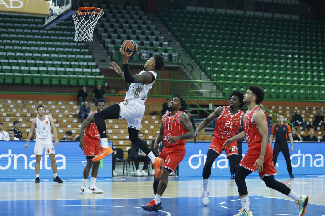 Hapoel pred praznim tribinama Zetre savladao Dubai u 9. kolu Eurolige
