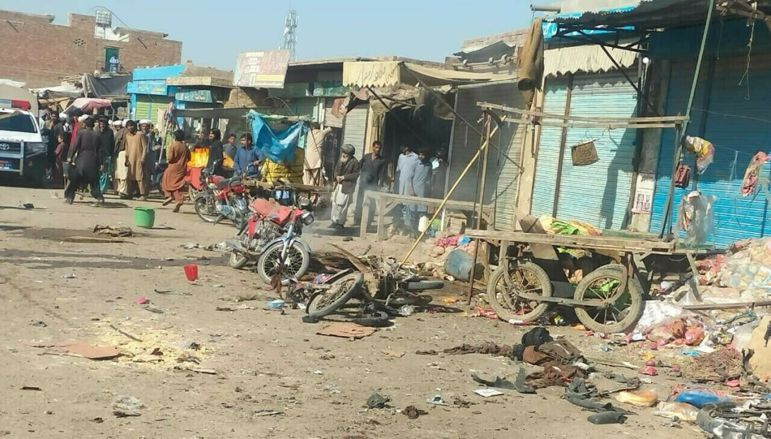 Najmanje petoro mrtvih u bombaškom napadu na pijaci u Pakistanu