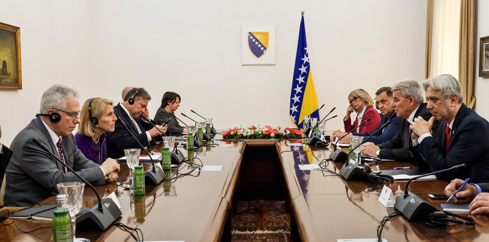 Escobar i Donfried stigli u BiH, sastanak iza zatvorenih vrata