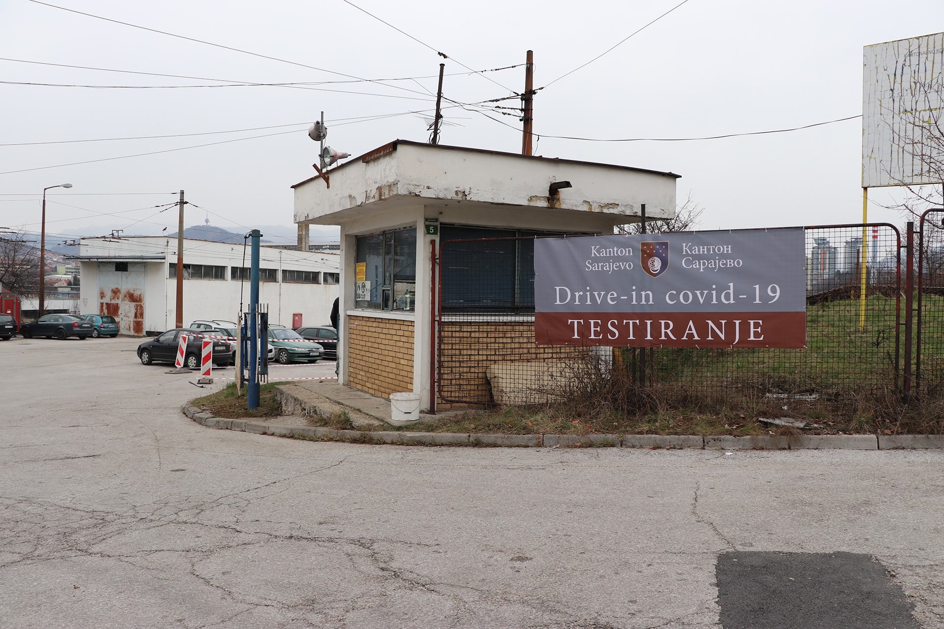 Povećan broj testiranja u KS: Od danas u funkciji drive-in punkt u Novom Gradu