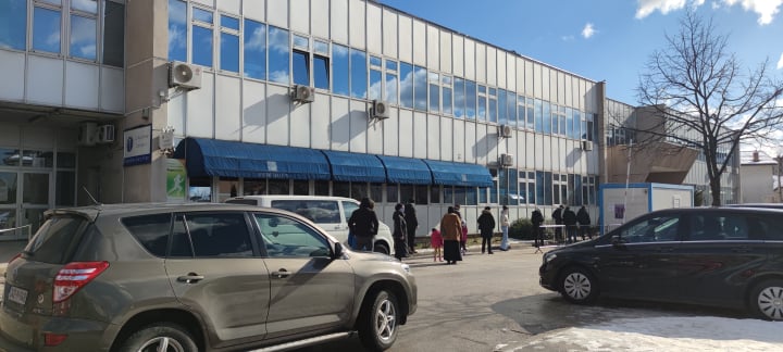 U Kantonu Sarajevo 706 novozaraženih, preminulo pet osoba