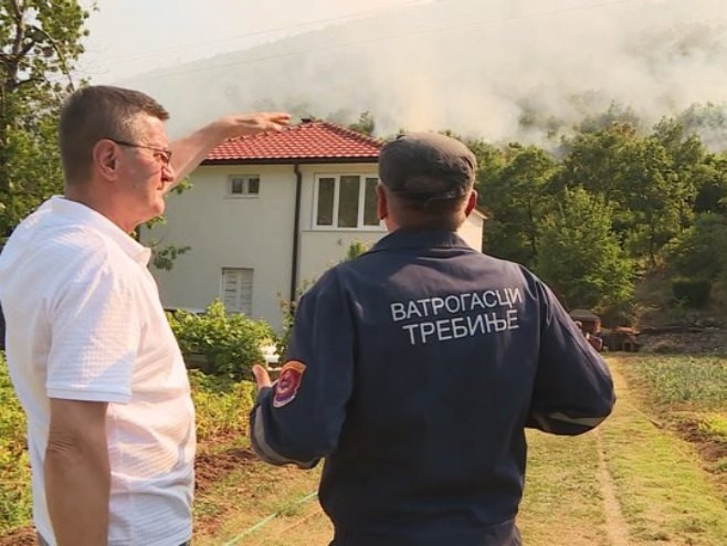 Požar kod sela Cibrijan, kuće nisu ugrožene
