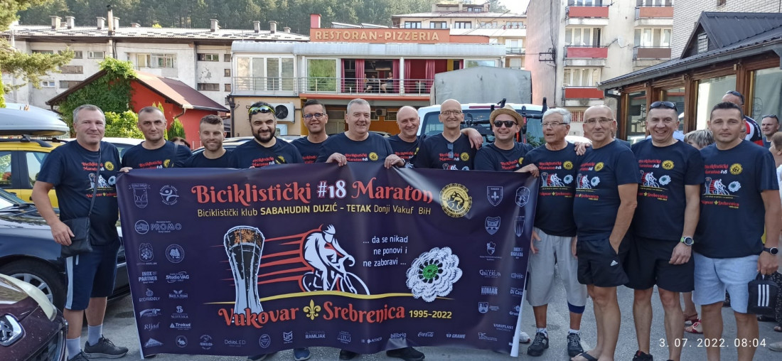 Članovi Biciklističkog kluba iz Donjeg Vakufa voze od Vukovara do Srebrenice
